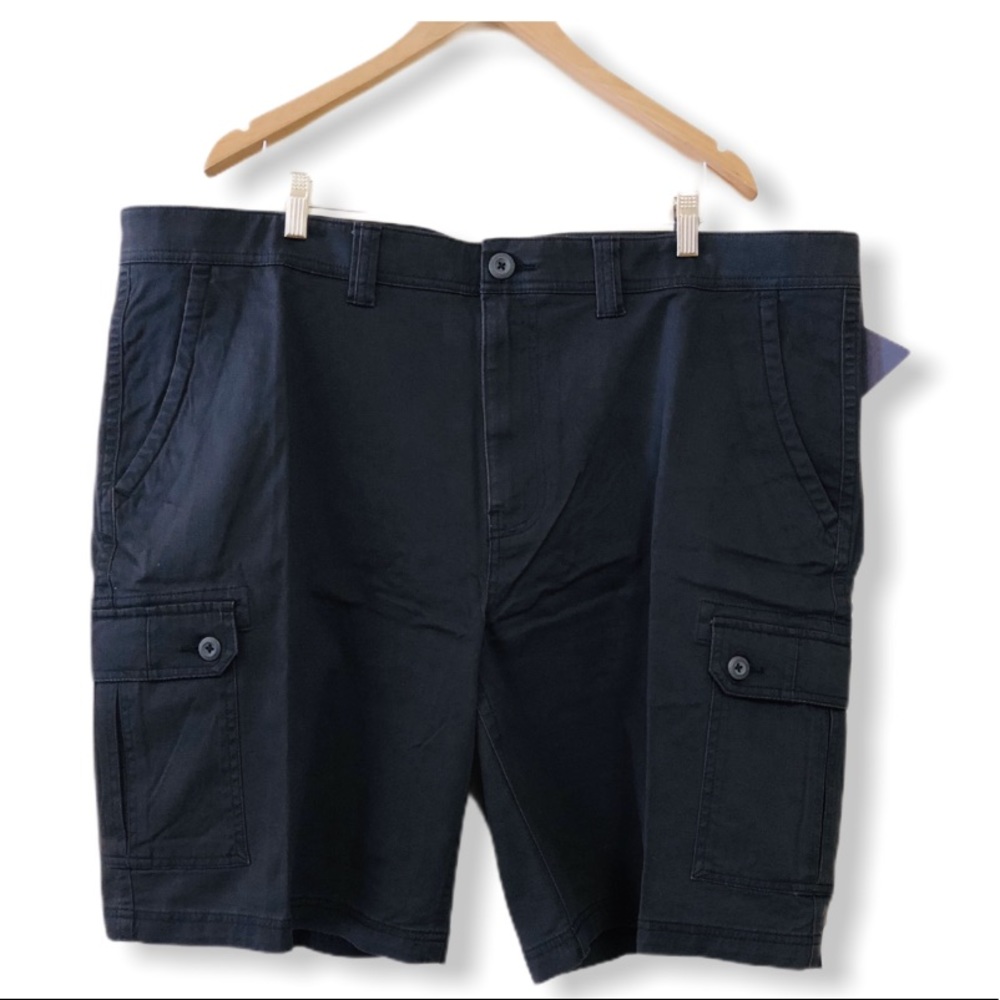 St. John's Bay Men's Dark Gray Shorts 44